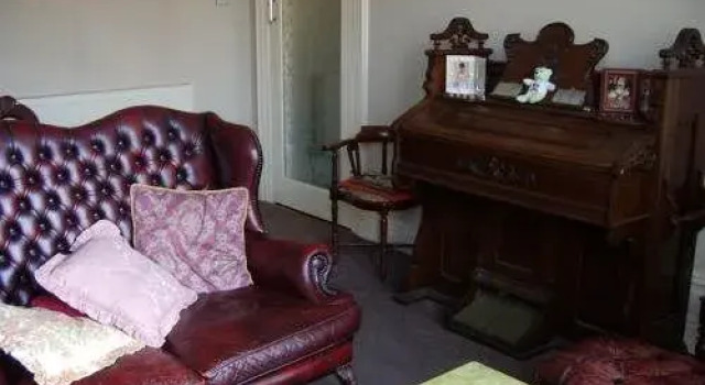 Whitworth Falls Hotel, Забронировать Отель Отели Англии с завтраком, Завтраки