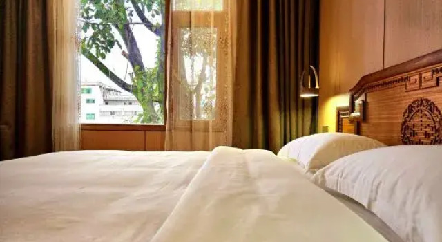 Люкс Langshan Homestay (Caiyun City)