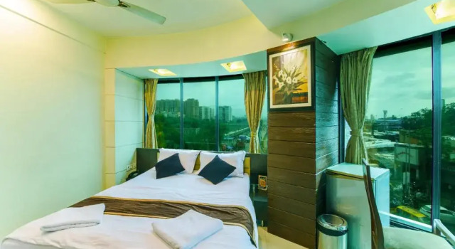 Двухместный номер Superior La Hotel Metro near BKC