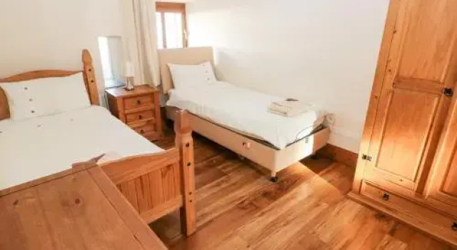 The Mill and Stable, Book Hotel Laugharne Carmarthenshire
