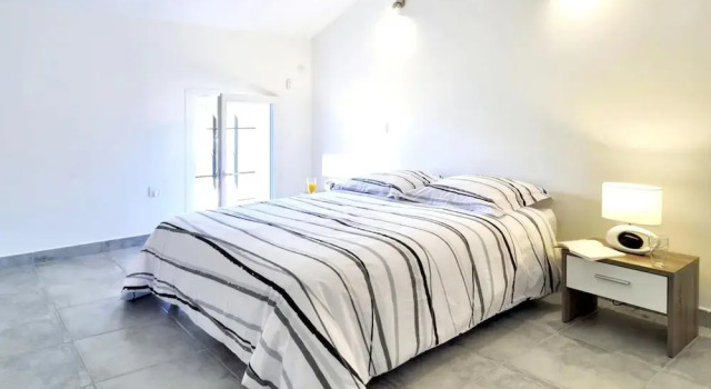 Apartment With 4 Bedrooms in Sartène, With Wonderful sea View, Balcony, Varaa Huoneisto Sartene 