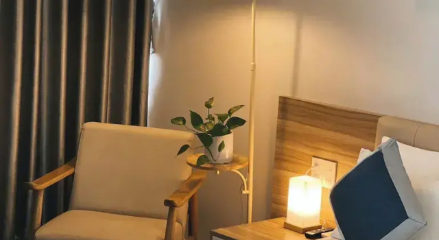 Двухместный номер Deluxe с балконом Dong Hai Hotel _ Rach Gia