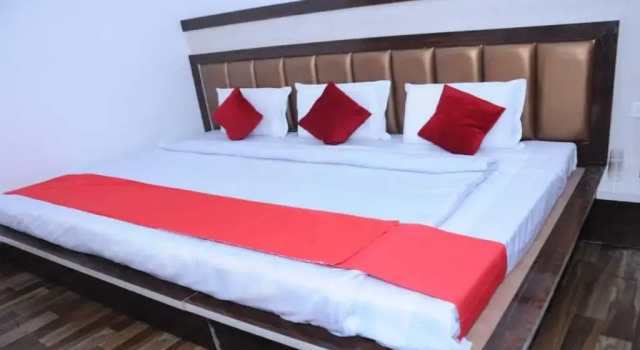Трёхместный номер Deluxe Hotel lords Paradise
