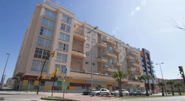 Residencia Universitaria Alfil, Забронировать Отель Театинос Малага, рядом с Ботанический сад Малаги