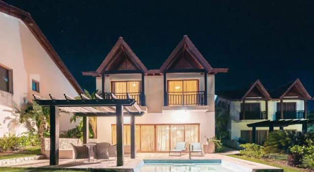 Вилла Deluxe Magnificent Villa at Puerto Bahia