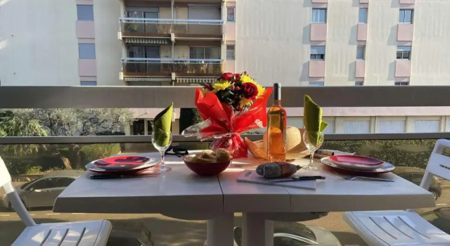 Appartement Fréjus, 1 pièce, 2 personnes - FR-1-226A-356