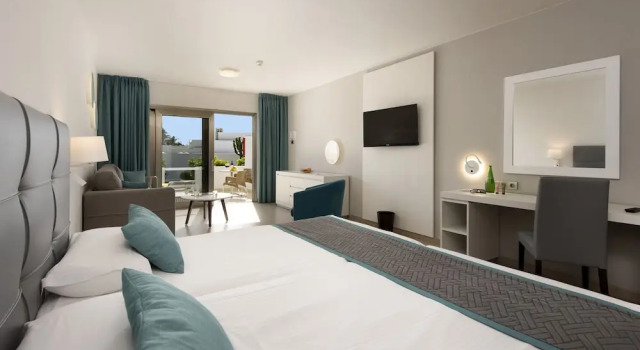 Номер Standard с частичным видом на море Hotel Las Costas