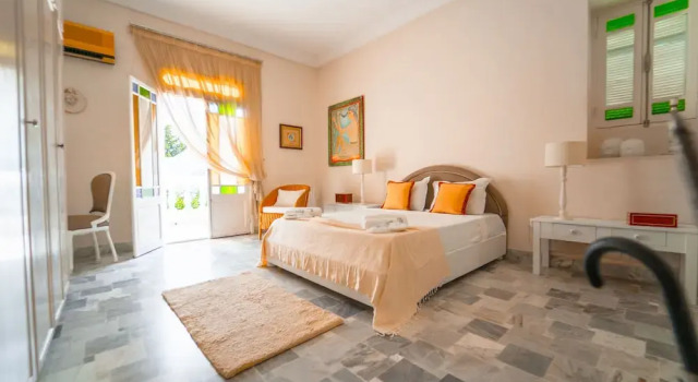 Authentique Villa Tunisoise Avec Piscine Marsa, Rezerwuj Willa Hotele w Dar Salah Bey z basenem, Basen