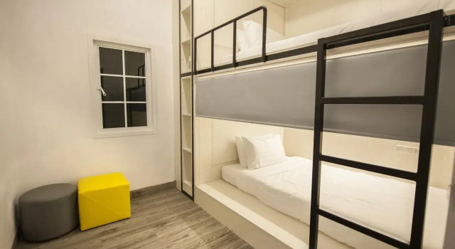 S7 Hostel, Забронировать Хостел Недорогие отели Бангкока, рядом с Стоматологическая больница Бангкока, недорого