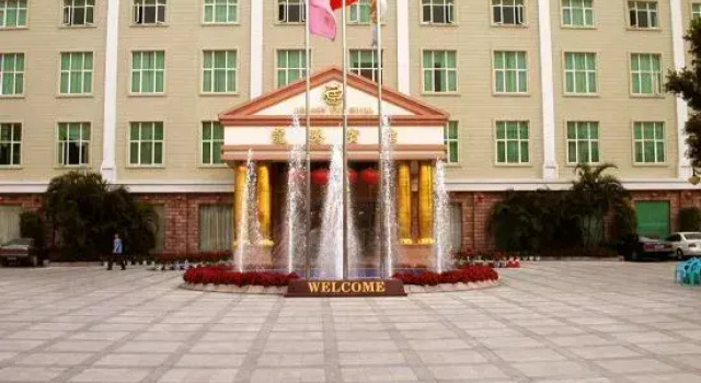 Kaifu Hotel Grand, Rezervovat Hotel Hotely v Guangdong s bazénem, Bazén