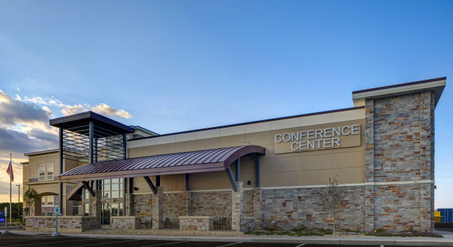 Homewood Suites by Hilton Oak Creek Milwaukee