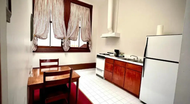 Студия The Monarch Hotel