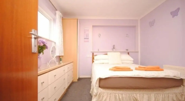Cullimore, West Wittering 415894, Забронировать Отель Отели Уэст-Уиттеринг с парковкой, Парковка