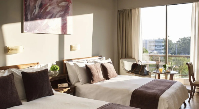 Трёхместный номер Standard с балконом Golden Sun Hotel