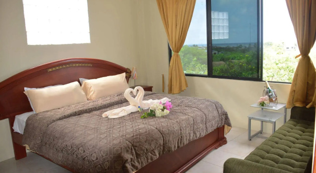 Grand Hotel Chatham, Prenota Hotel Hotel a San Cristobal Island con colazione, Colazione