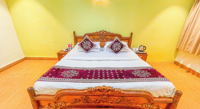 Четырёхместный семейный номер Standard Hotel Thakur Galaxy, Sadar Market
