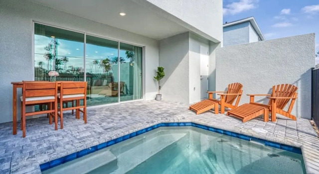 Коттедж Amazing and Spacious Home With Private Pool Just 10 min From Disney