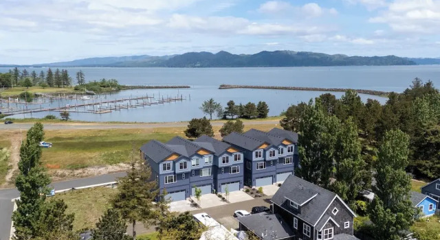 Апартаменты Columbia River Views: Spacious Hammond Getaway!