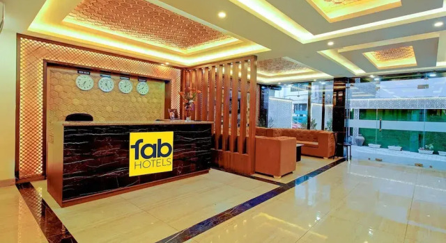 FabHotel Prime Royal Park