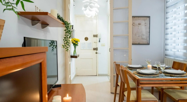 FridaysFlats, Cozy & Quiet - 2 bedroom flat near sagrada familia, Забронировать Отель Барселона провинция Барселона, рядом с Сады принца Жироны