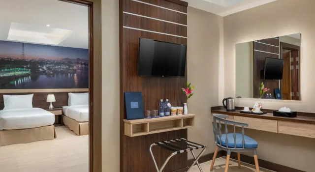 Hotel Balmi, Забронировать Отель Отели в центре Янгон, в центре, Парковка