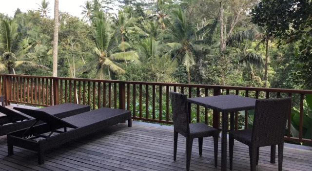 Puri Raya Villa Ubud, Rezervovat Vila Chaty v Bali, Chalupa
