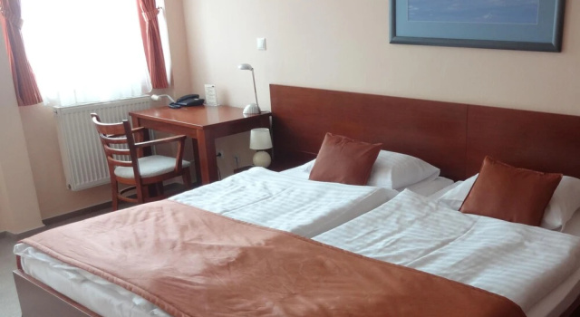 Полулюкс Hotel Podhradie