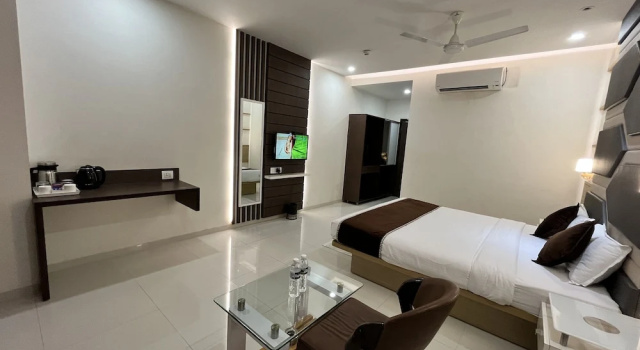 Двухместный номер Deluxe Hotel Grand Darshan Vadodara