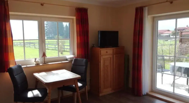 Апартаменты Lizzi Mountain Apartments