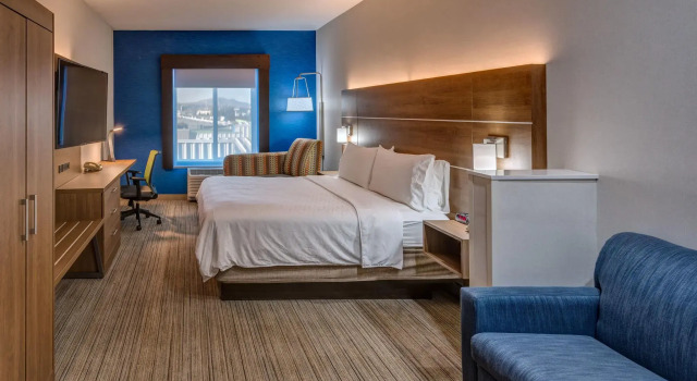 Двухместный люкс Holiday Inn Express Reno Airport by IHG
