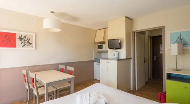 Студия Pierre & Vacances Résidence Les Jardins Ombragés