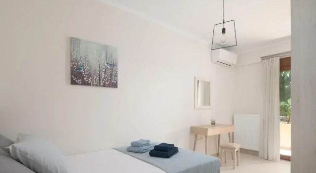 Апартаменты Dina Apartments