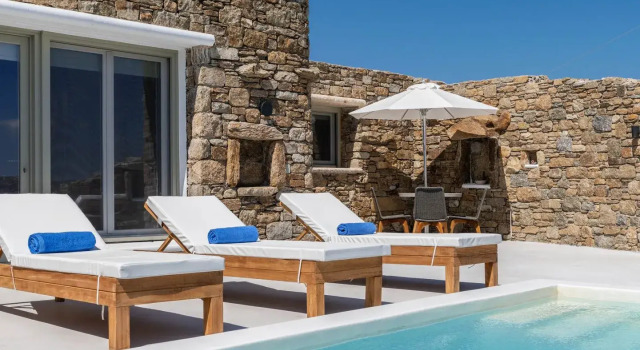 Студия Mykonos Divino