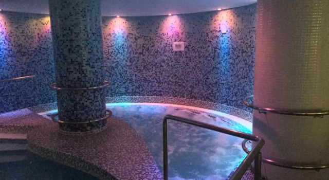 Трёхместный номер Comfort Wuau! Hotel Galanthus & Spa