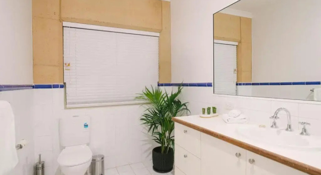 Коттедж с 4 комнатами Eight Willows Retreat