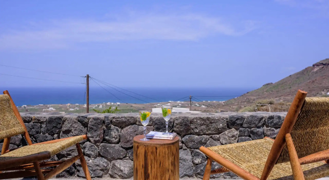 Люкс с видом на море Ryolithos Suites
