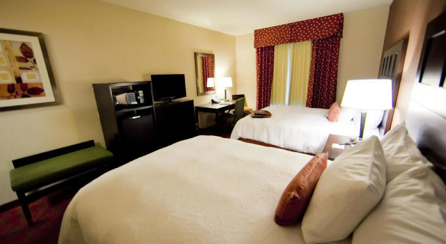 Четырёхместный номер Standard Hampton Inn & Suites Seattle/Kent,WA