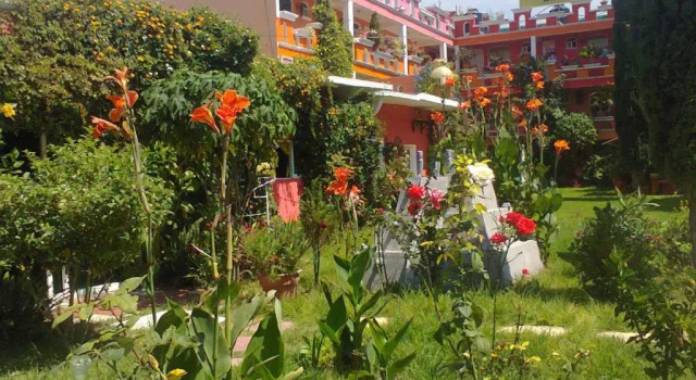 Четырёхместный номер Standard с красивым видом из окна Hotel Posada Tolteca