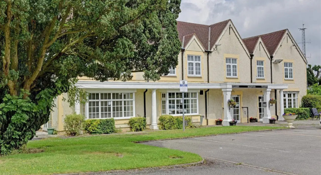 OYO the Gables Hotel, Birmingham Airport