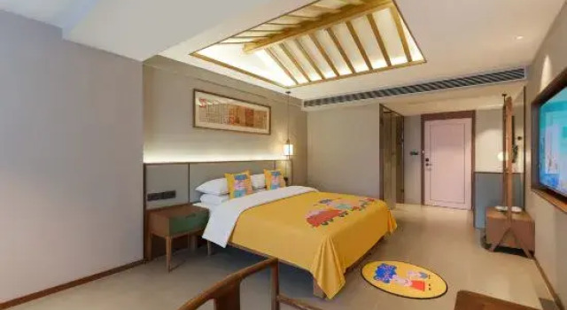 Тент Bailuli Yunsu Hotel (Zhoukou Huanghe Road Hongxing Meikailong Global Home Living Plaza Store)