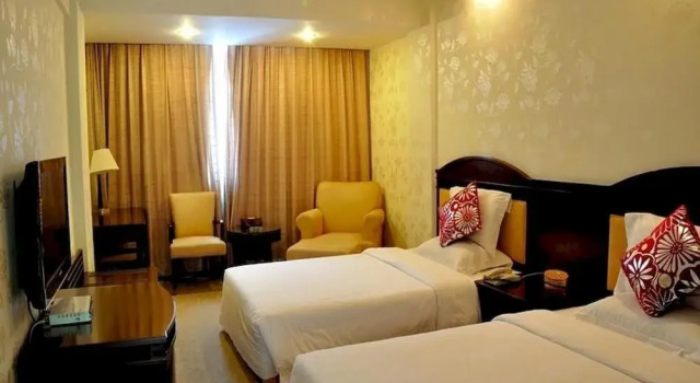King Court Hotel Zhuhai, Rezerwuj Hotel Hotele w Zhuhai z parkingiem, Parking