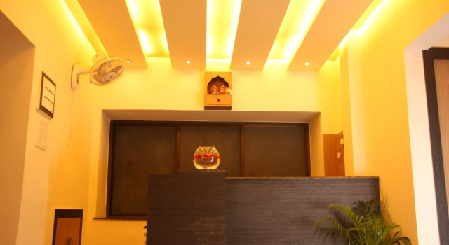 Hotel Trimoorti