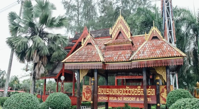 NIDA Rooms Nong Wua So 214, Varaa Hotelli Hotellit North-Eastern Thailand pysäköinnillä, Pysäköinti