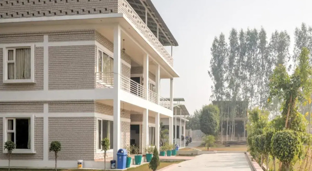 Amaraa Farms & Resorts