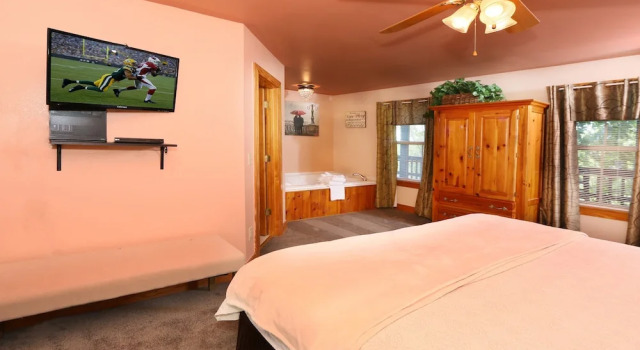 Pine Needles 6 - One Bedroom Chalet