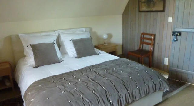 Ailleurs Sous les étoiles(Ailleurs sous les étoiles), Rezervasyon Otel Normandy iş otelleri, 4* 5*