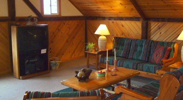 Hansen Guest Ranch, Boek Pension Swan Valley 