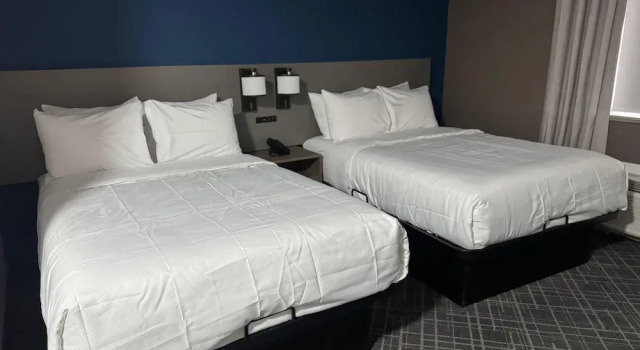 Четырёхместный номер Standard Comfort Inn and Suites Germantown