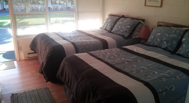 Capricorn Motel Royale Thousand Islands, Varaa Motelli Leeds and the Thousand Islands Ontario