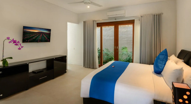 Villa Pacha Seminyak, Забронировать Вилла Коттеджи провинции Бали, Коттедж